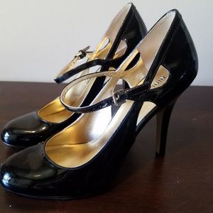 Nine West - black patent mary jane heels NWOT